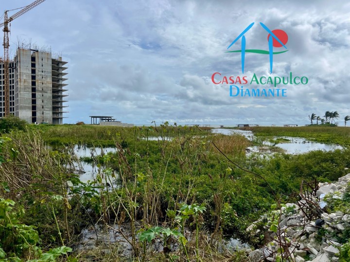Terreno Barra Vieja Lote de playa 2A - Vista hacia y desde el lote 6 Terreno Barra Vieja Lote de playa 2A - Vista hacia y desde el lote 6